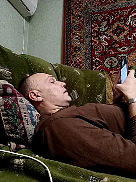 Pineapple04 online show from 20, 12, 2025