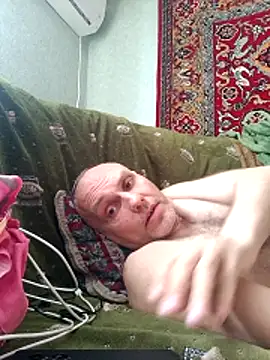 Pineapple04 online show from 6, 3, 2026