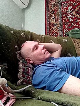 Pineapple04 online show from 9, 4, 2026