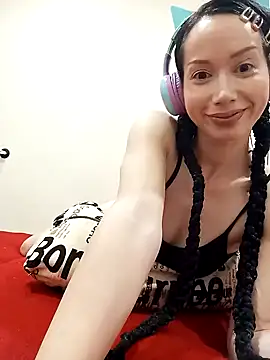 Snapshot of SashaGrinch chatting on 21, 12, 2024 SashaGrinch online show from 21, 12, 2024