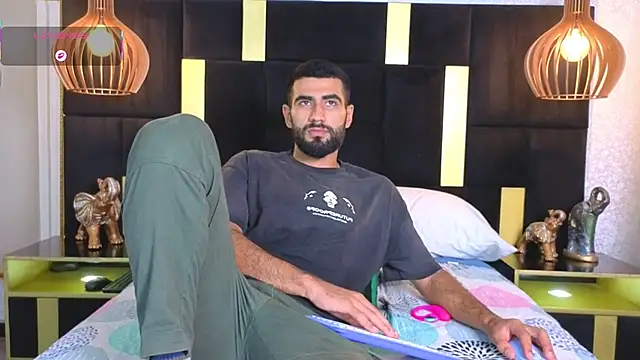 Ethan  Walker online show from 24, 11, 2025