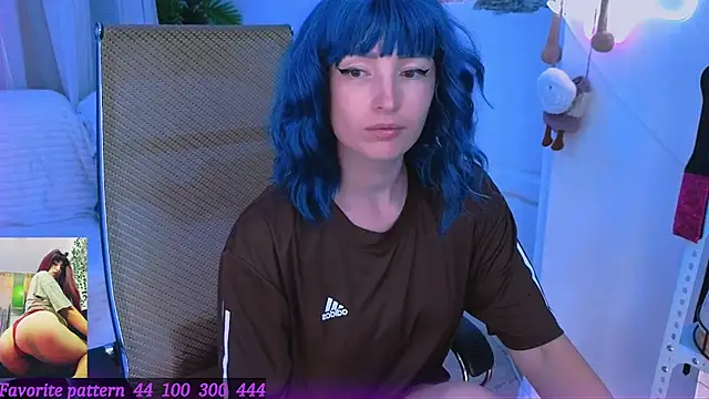 Toxic Ellies online show from 9, 7, 2026