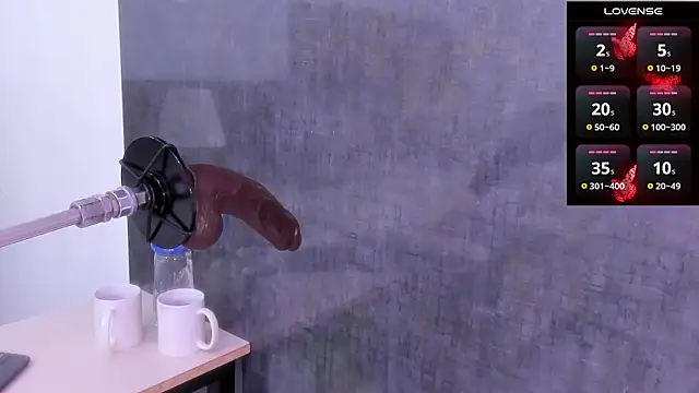 Issys milf online show from 25, 3, 2026