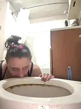 UniqueKorn86 online show from 15, 3, 2026