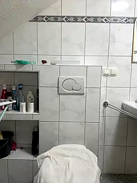 happyandsweet online show from 18, 12, 2025