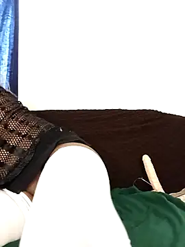 Snapshot of Nippled_Beauty chatting on 27, 11, 2025 Nippled Beauty online show from 27, 11, 2025