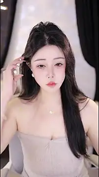 Qiaoqiao  online show from 14, 9, 2025