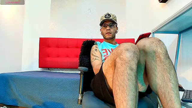 Snapshot of Andrey_u92 chatting on 9, 10, 2025 Andrey u92 online show from 9, 10, 2025