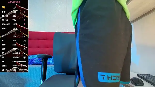 Snapshot of Andrey_u92 chatting on 16, 10, 2025 Andrey u92 online show from 16, 10, 2025
