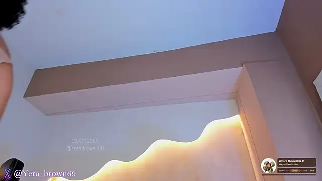 Snapshot of yerabrown69 chatting on 2, 1, 2025 yerabrown69 online show from 2, 1, 2025