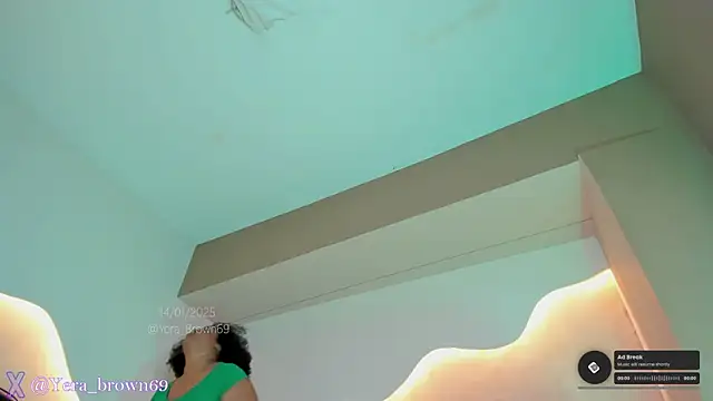 Snapshot of yerabrown69 chatting on 14, 1, 2025 yerabrown69 online show from 14, 1, 2025