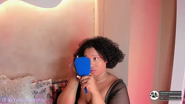 Snapshot of yerabrown69 chatting on 17, 1, 2025 yerabrown69 online show from 17, 1, 2025