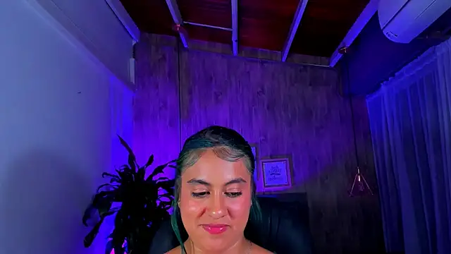 Xisu  online show from 18, 1, 2025