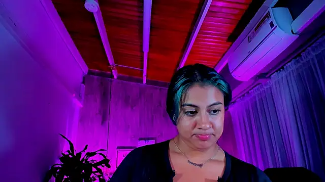 Xisu  online show from 2, 2, 2025