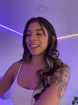 AmmyCollinsW online show from 1, 4, 2026