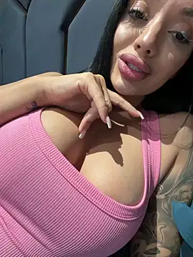 amirahylerr online show from 7, 6, 2026