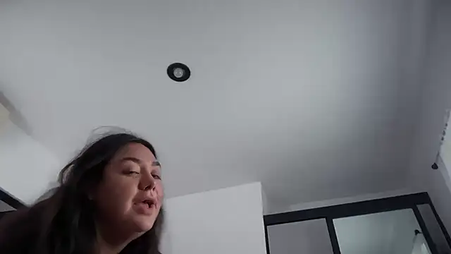 pili placer online show from 4, 6, 2026