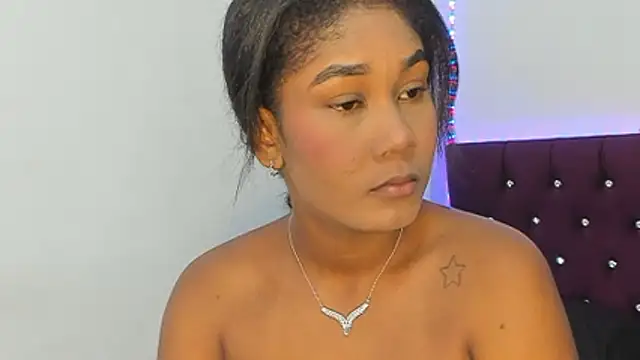 Snapshot of AlisonJaimes chatting on 6, 1, 2026 AlisonJaimes online show from 6, 1, 2026