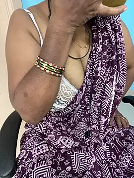 Snapshot of sajeetha chatting on 17, 7, 2026 sajeetha online show from 17, 7, 2026