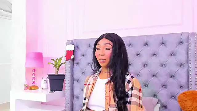 HaileeRoberts online show from 6, 1, 2026