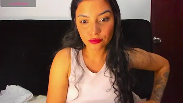 Snapshot of lolaa_staars chatting on 15, 5, 2026 lolaa staars online show from 15, 5, 2026