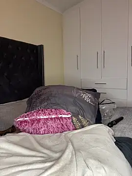 DarkBerry87 online show from 7, 3, 2026