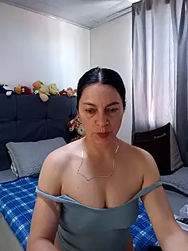 Snapshot of renata_hot1 chatting on 30, 4, 2026 renata hot1 online show from 30, 4, 2026