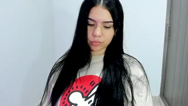 Natasha su  online show from 10, 10, 2025