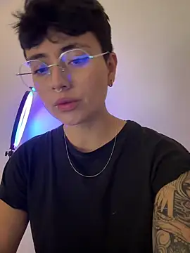 Snapshot of Ashley_Chriss chatting on 9, 3, 2025 Ashley Chriss online show from 9, 3, 2025