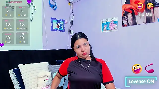 Snapshot of sara_mendez2 chatting on 1, 11, 2025 sara mendez2 online show from 1, 11, 2025