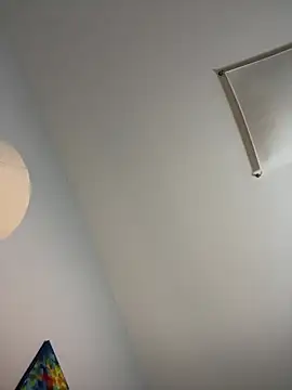 Evelinia online show from 14, 2, 2025