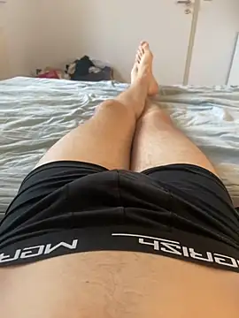 Snapshot of Nio-5 chatting on 9, 12, 2024 Nio-5 online show from 9, 12, 2024