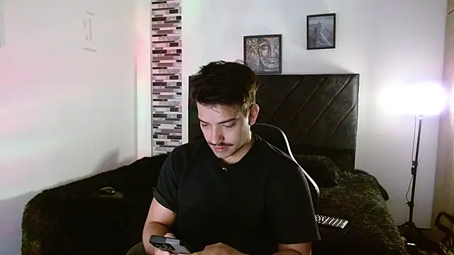 Snapshot of Ian_Daviz chatting on 23, 3, 2026 Ian Daviz online show from 23, 3, 2026