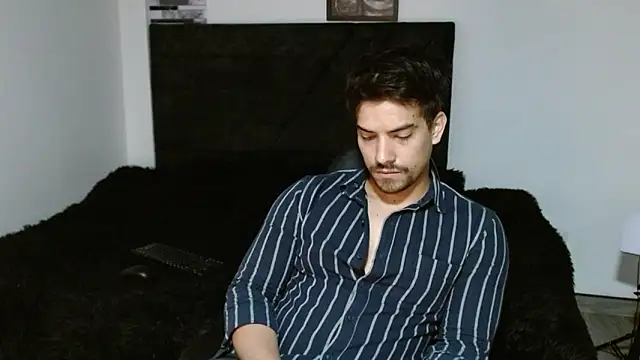 Snapshot of Ian_Daviz chatting on 7, 4, 2026 Ian Daviz online show from 7, 4, 2026