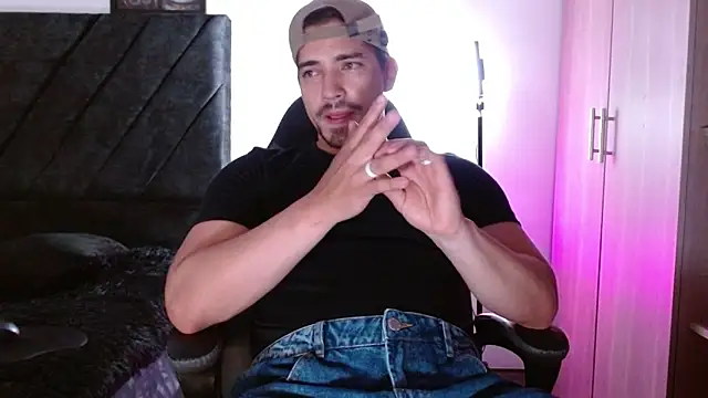 Snapshot of Ian_Daviz chatting on 15, 4, 2026 Ian Daviz online show from 15, 4, 2026