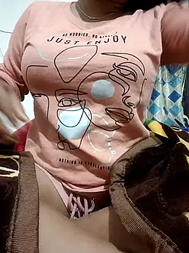 Snapshot of riya_kumari0 chatting on 15, 1, 2025 riya kumari0 online show from 15, 1, 2025