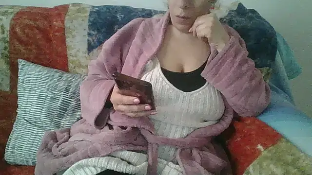 hairygirl80 online show from 1, 4, 2026