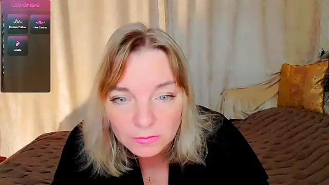 Regina  blue online show from 21, 9, 2025
