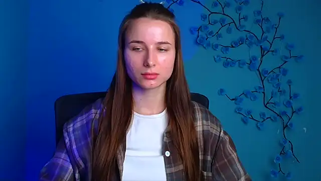 Eva Janee online show from 8, 7, 2026