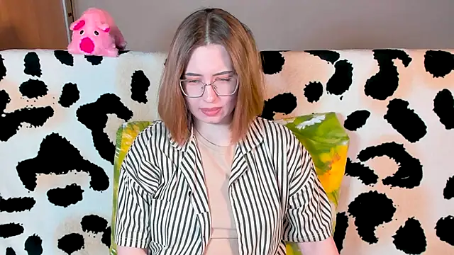 VeronikaKissuchi online show from 10, 2, 2025