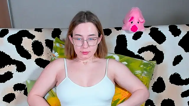 VeronikaKissuchi online show from 19, 2, 2025