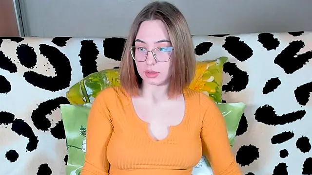 VeronikaKissuchi online show from 20, 2, 2025