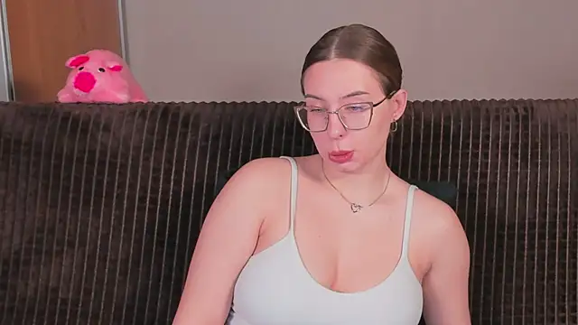 VeronikaKissuchi online show from 11, 3, 2025