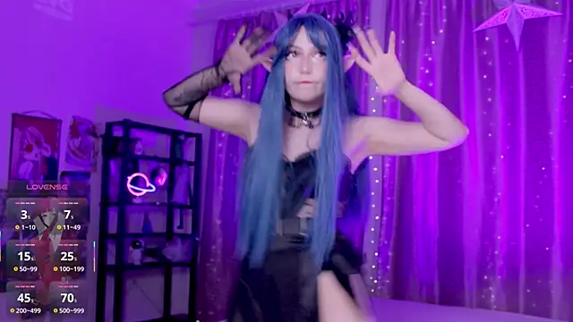 Snapshot of Carolina_Leep chatting on 8, 9, 2025 Carolina Leep online show from 8, 9, 2025