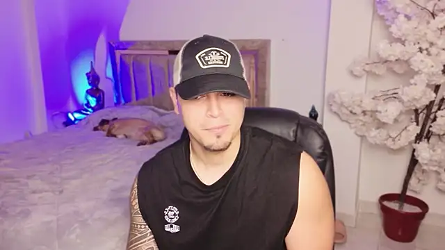 Axel Big cock online show from 27, 6, 2026