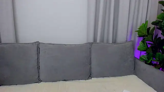 Snapshot of sexyangeloux chatting on 16, 3, 2025 sexyangeloux online show from 16, 3, 2025