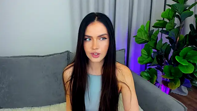 Snapshot of sexyangeloux chatting on 26, 9, 2025 sexyangeloux online show from 26, 9, 2025