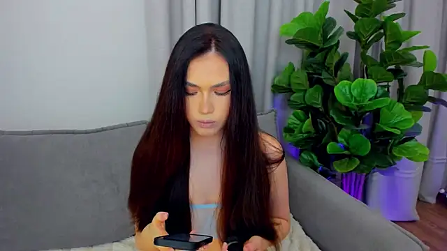 Snapshot of sexyangeloux chatting on 8, 11, 2025 sexyangeloux online show from 8, 11, 2025