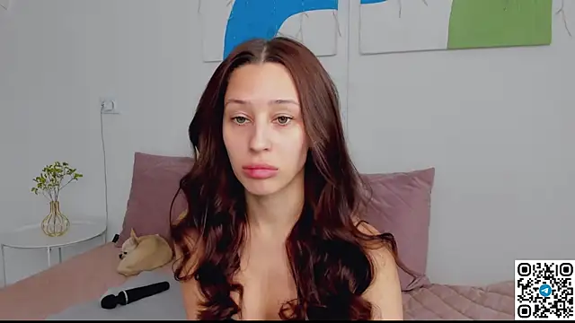 SelenaRousey online show from 9, 4, 2026