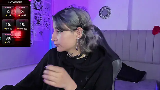 SukiFuyu  online show from 13, 3, 2025